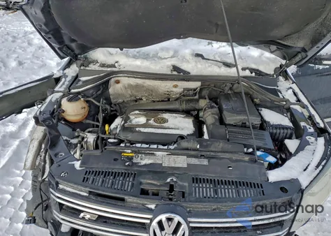 2015 Volkswagen Tiguan S z USA, uszkodzony, nr VIN WVGAV7AX2FW095740